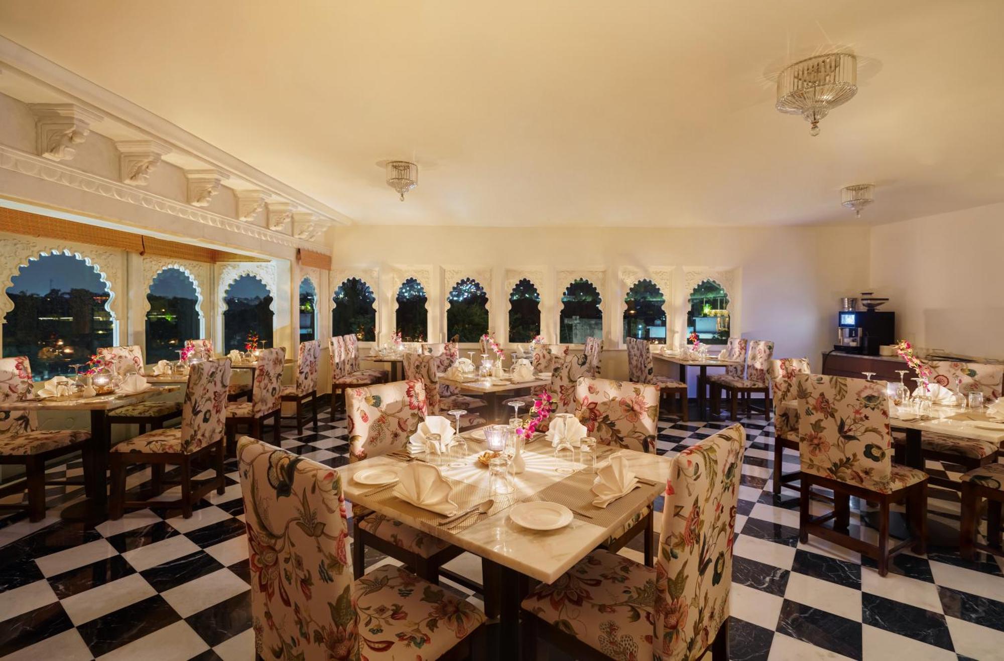 Chunda Haveli Hotel Udaipur Kültér fotó
